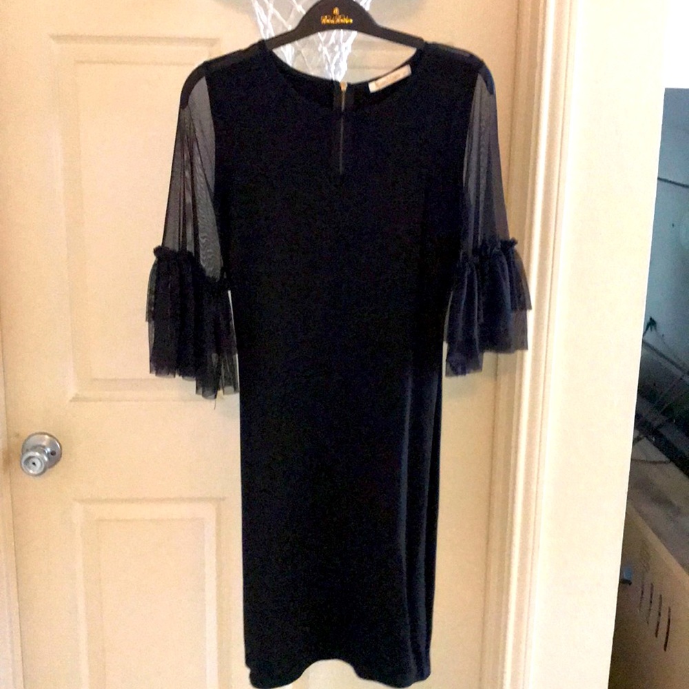 A ELEGANT Black Dress